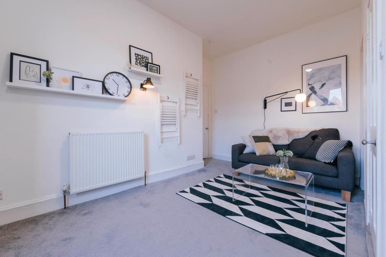 Stylish And Comfortable City Centre Apartment Edinburgh Buitenkant foto